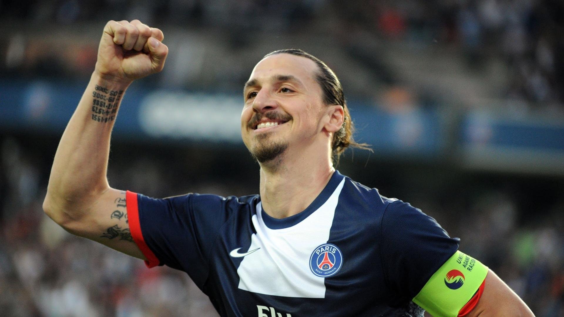 “足球公益跑活动走进社区，促进全民健身”，足球公益项目简介