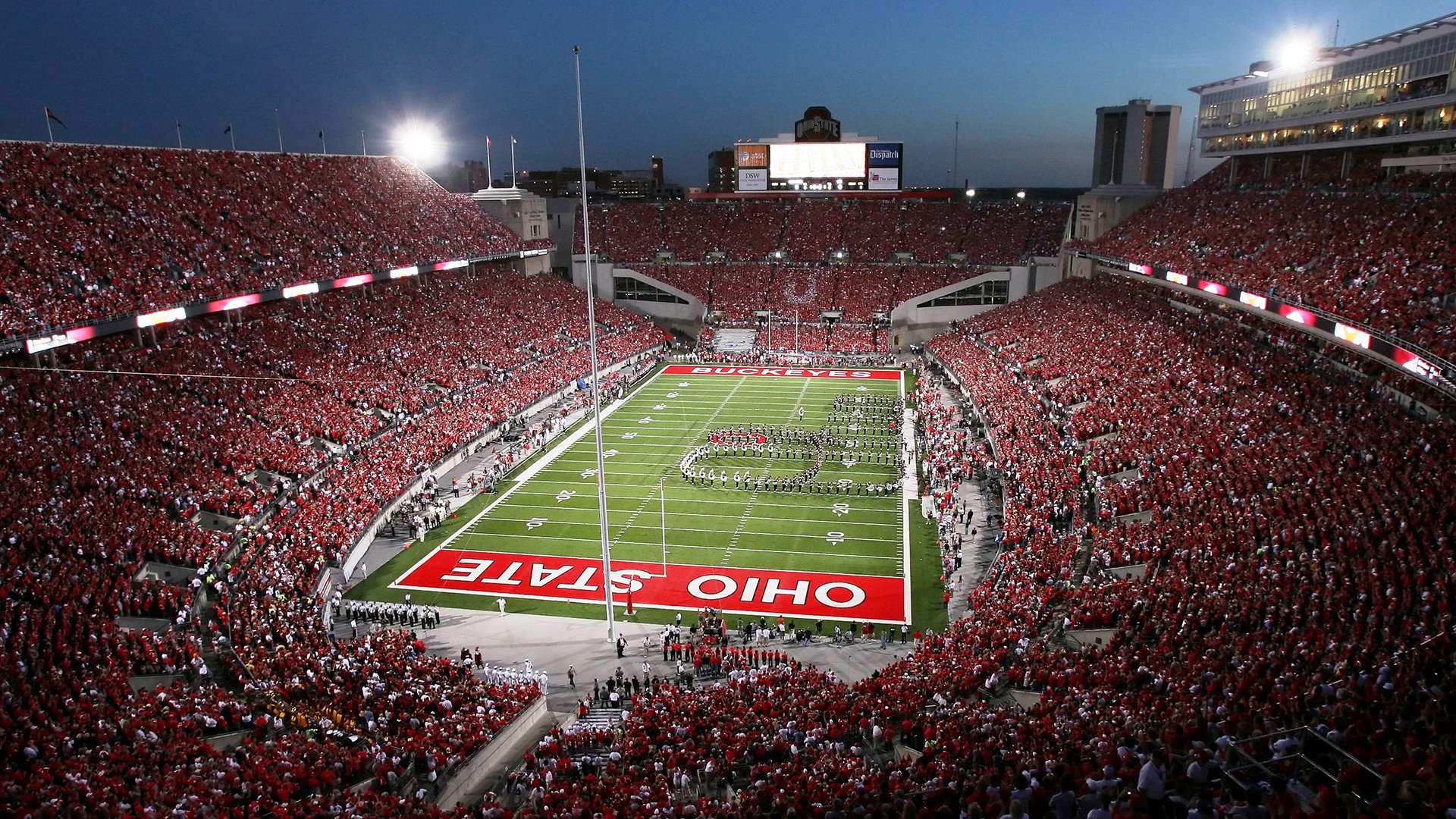 特殊水下蹦床大赛，水中跳跃的精彩瞬间，水上蹦床视频