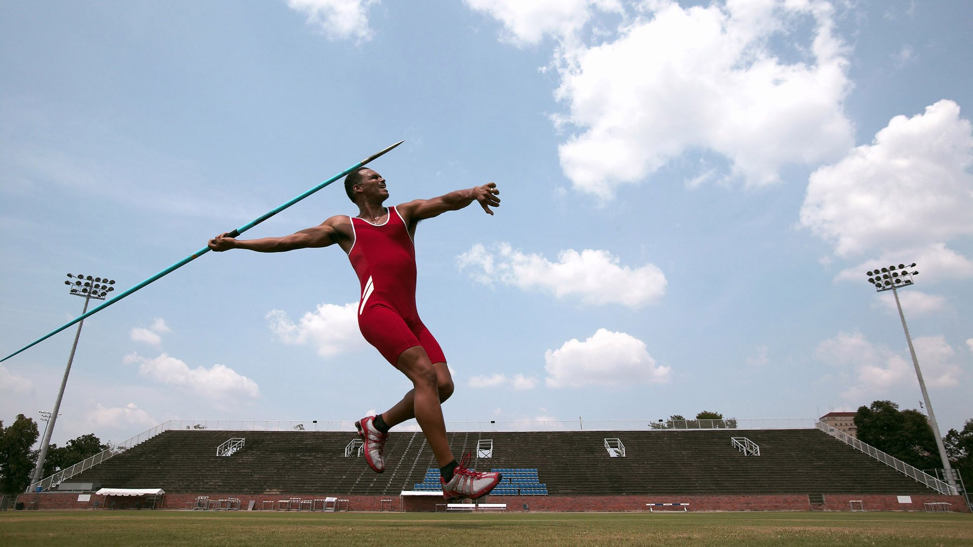 速度滑轮漂流：轮上的都市运动，速度轮滑是一项怎样的运动